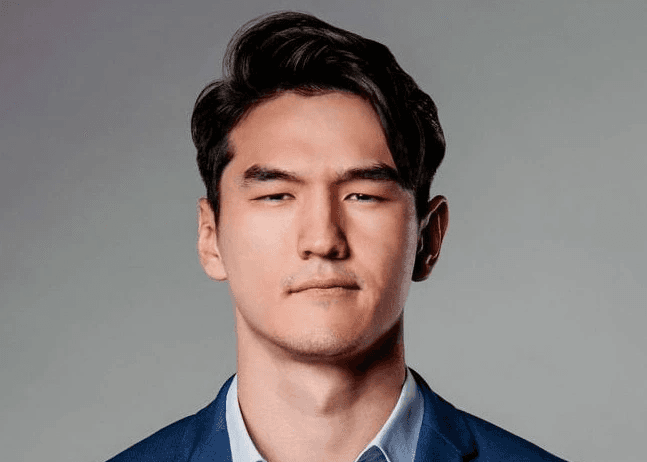 Нурлан Сабуров