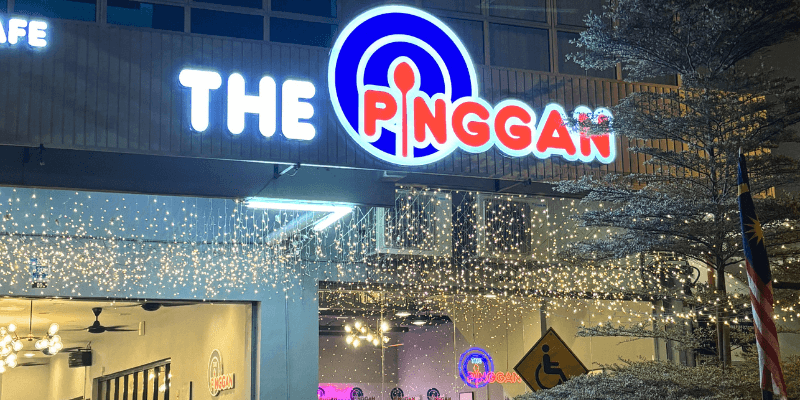 Sebuah kafe yang terletak di Johor Bahru.