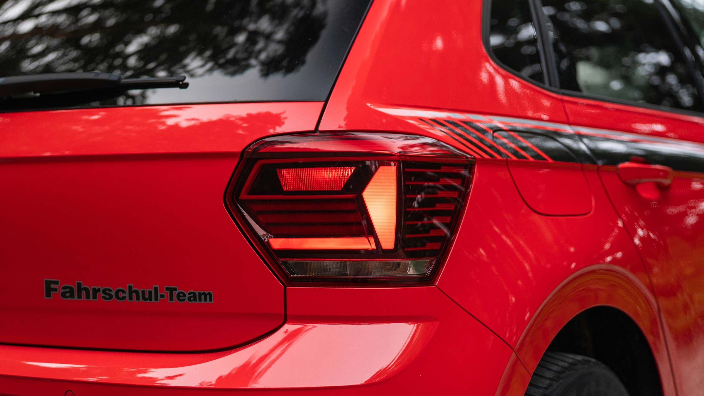 VW Polo Schulfahrzeug – kompakter und leicht zu manövrierender Fahrschulwagen.