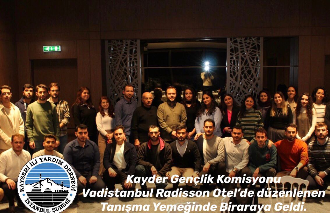 Gençlik Komisyonumuzun Radisson Blu Hotel’de Geleneksel Akşam Yemeği