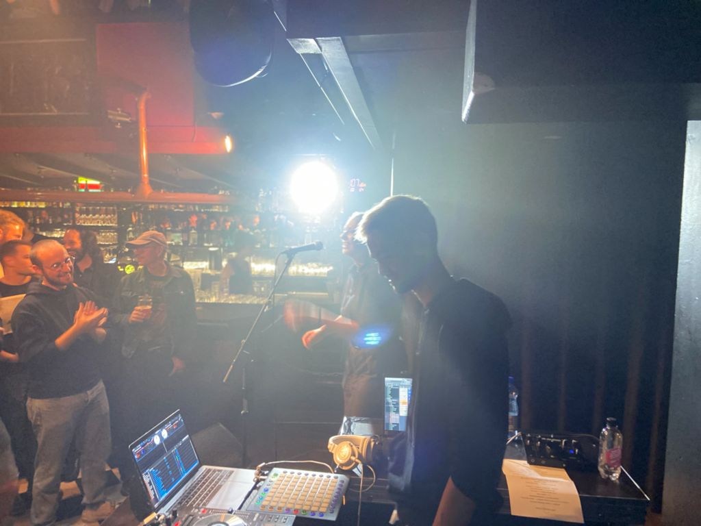 Kadeus en concert à l'Albani Club à Winterthur pour le Musikfestwochen