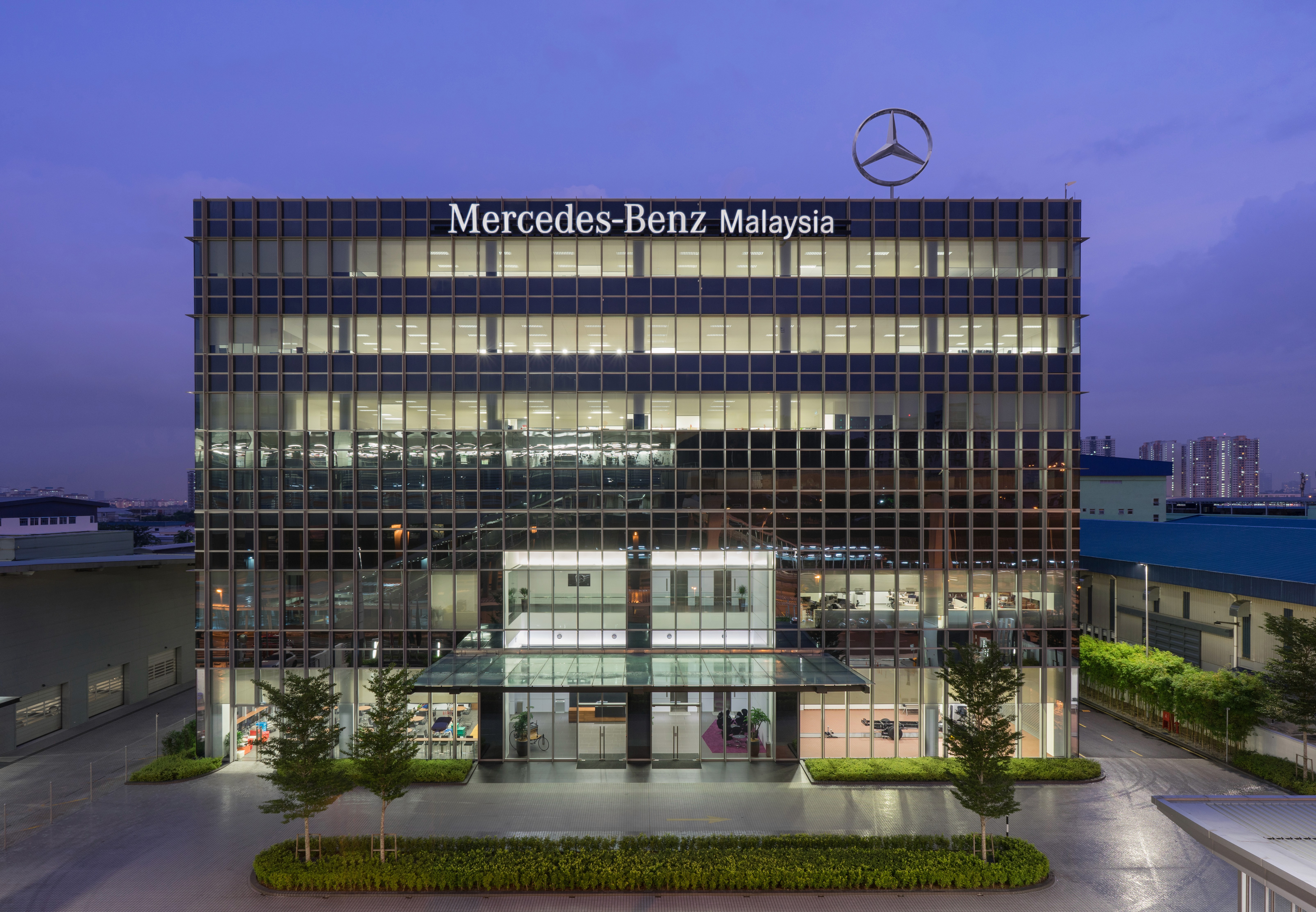 Exterior view of Mercedes-Benz 3S Kinrara project by Asima Architects