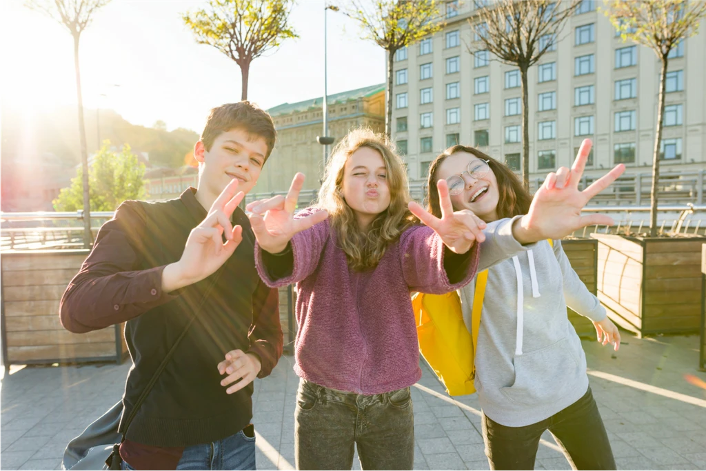 Enfants joyeux