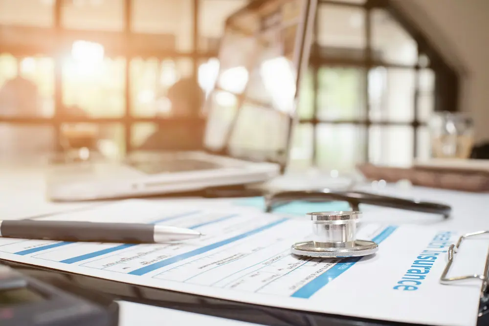 Assurance médicale collective vs MPF vs couverture santé individuelle à Hong Kong : ce que chacun fait réellement, et pourquoi la plupart des gens ont besoin de plus d'une.