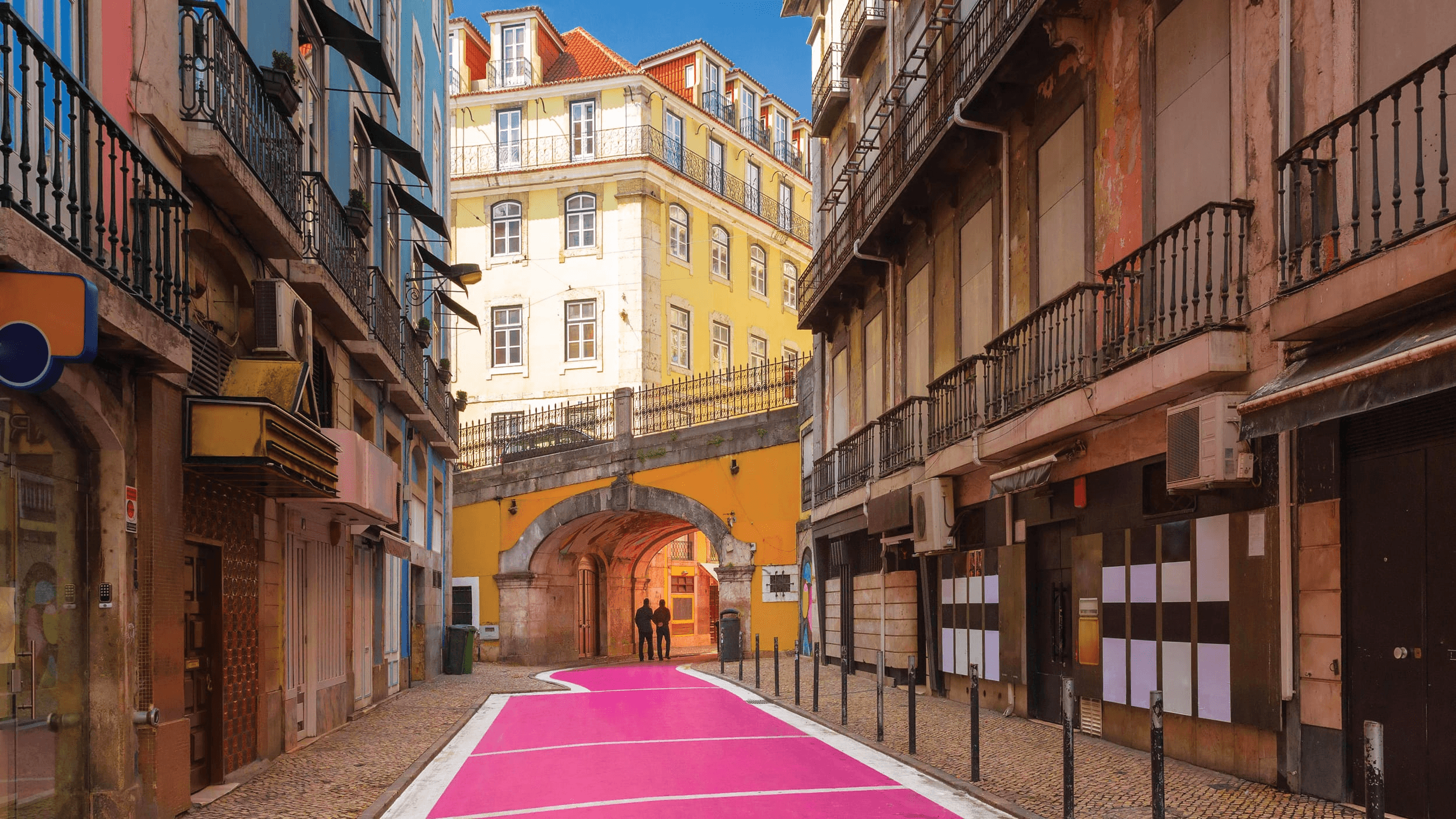 Pink Street Lisbon: is it worth it?