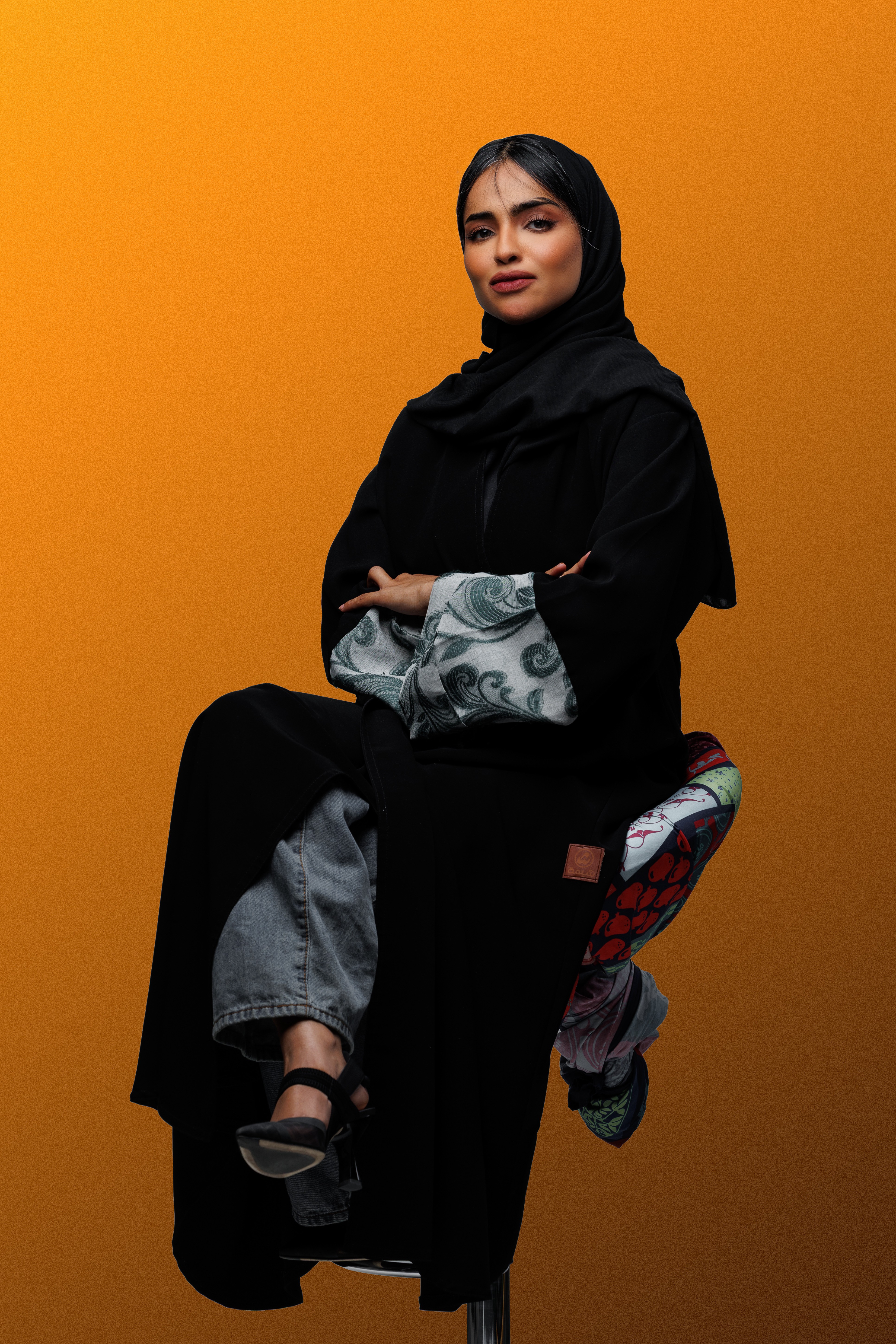 Portrait of a young girl with sunglasses