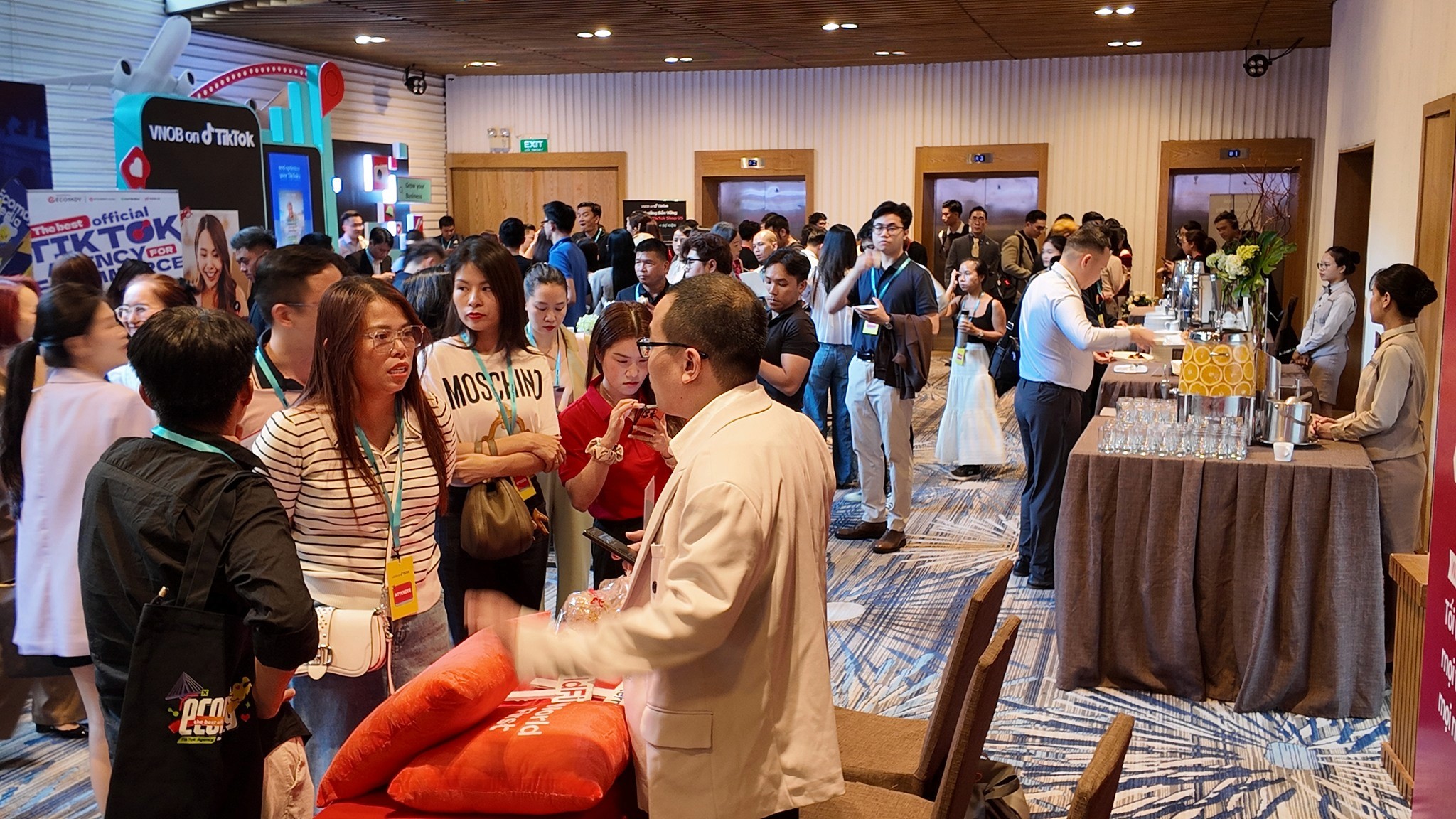 Vietnam Outbound on TikTok (VNOB) 2026