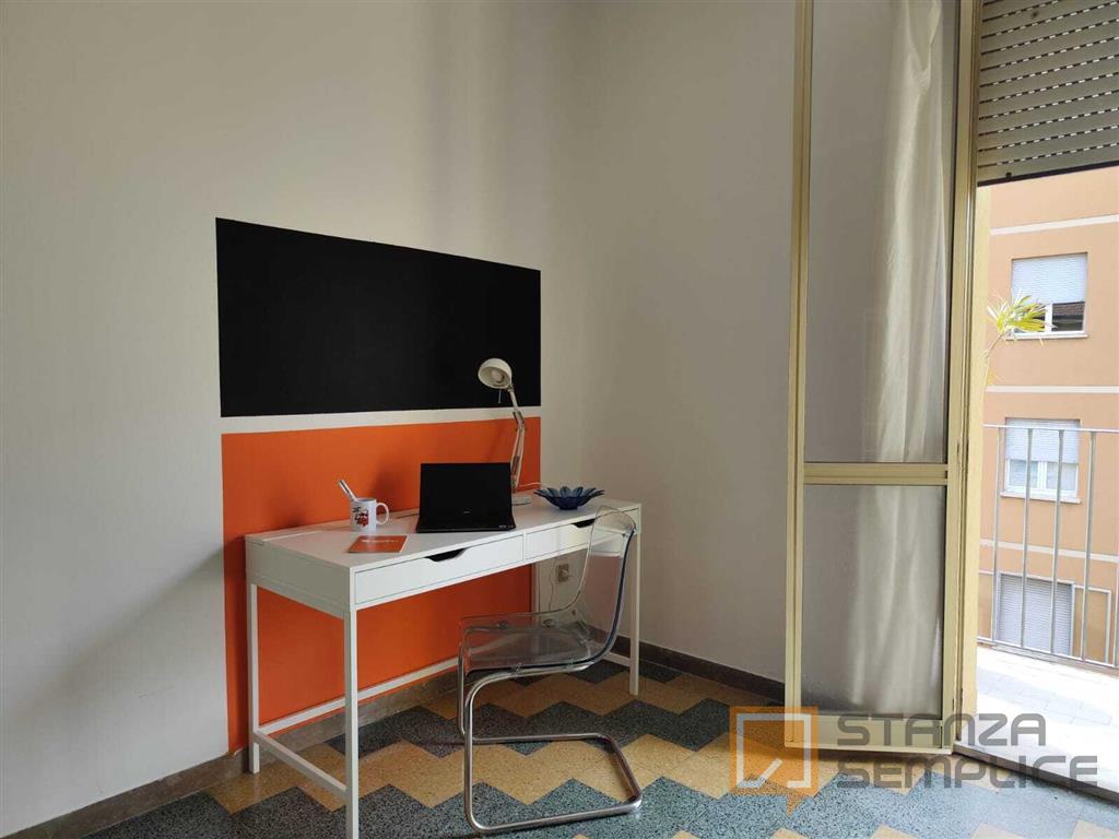 16 sqm room in Via Mario Bastia, Bologna