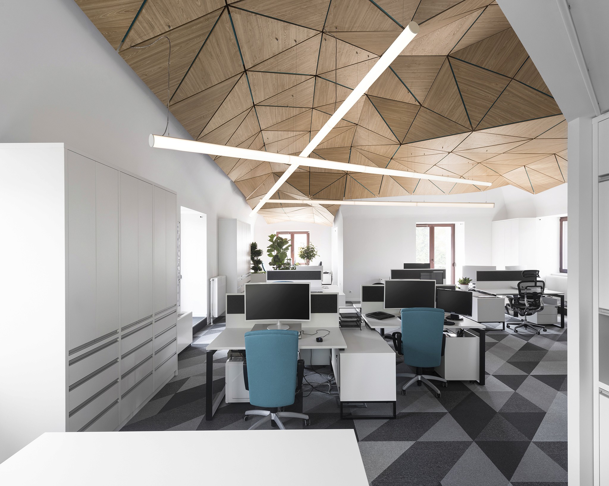 OFFICE IN MANSARD _01_Kroki studio 