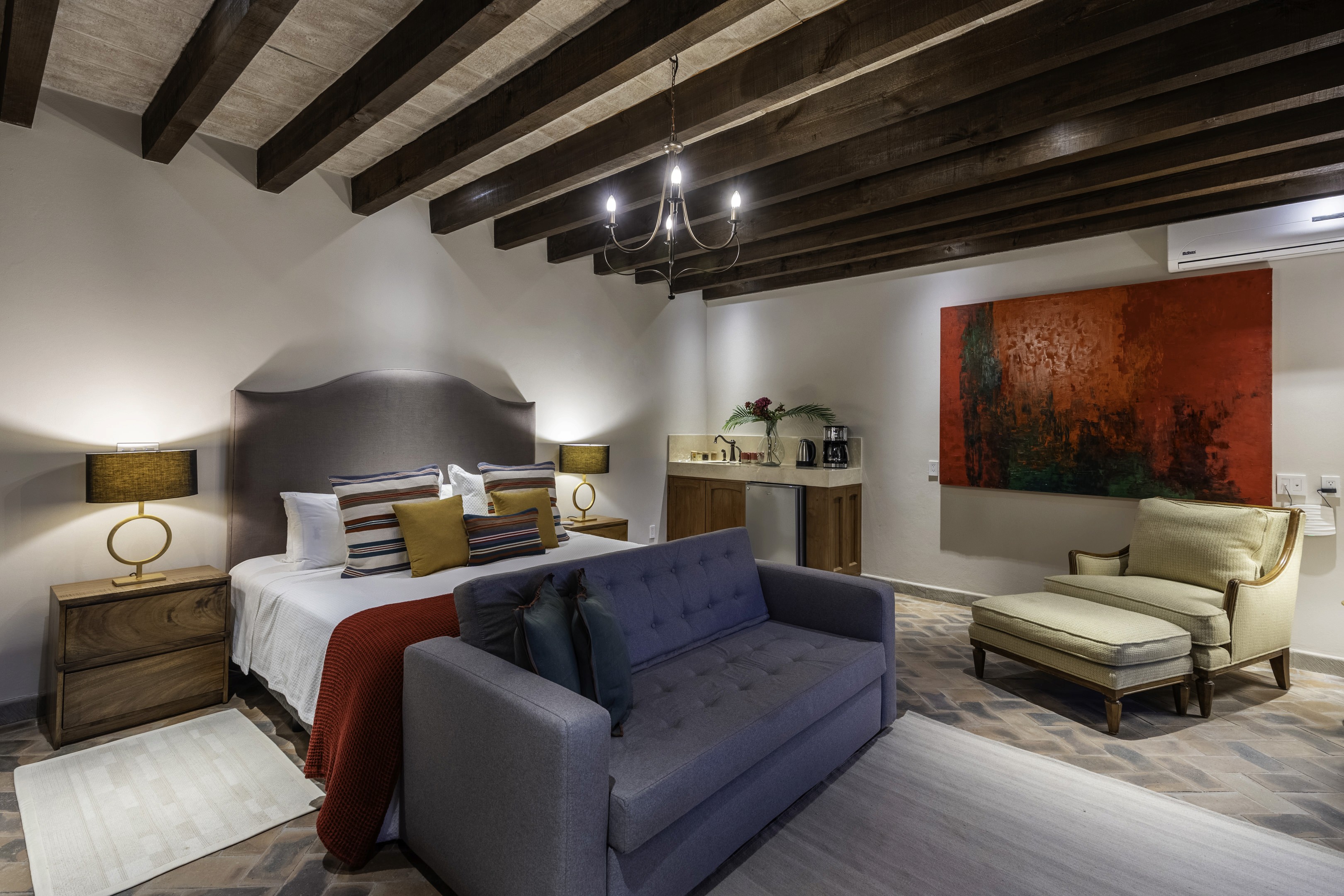 Luxury minimal chair