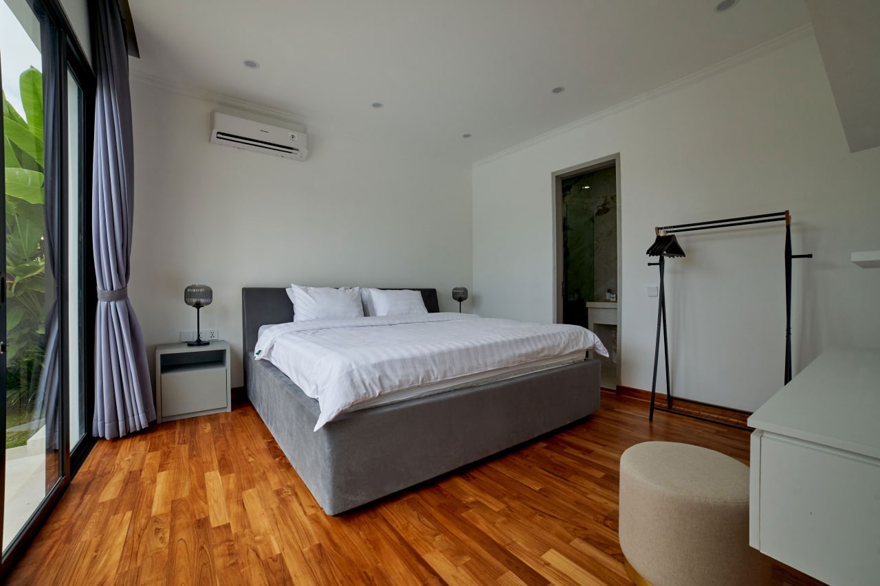 3-bedroom villa with jungle and rice field views in Ubud