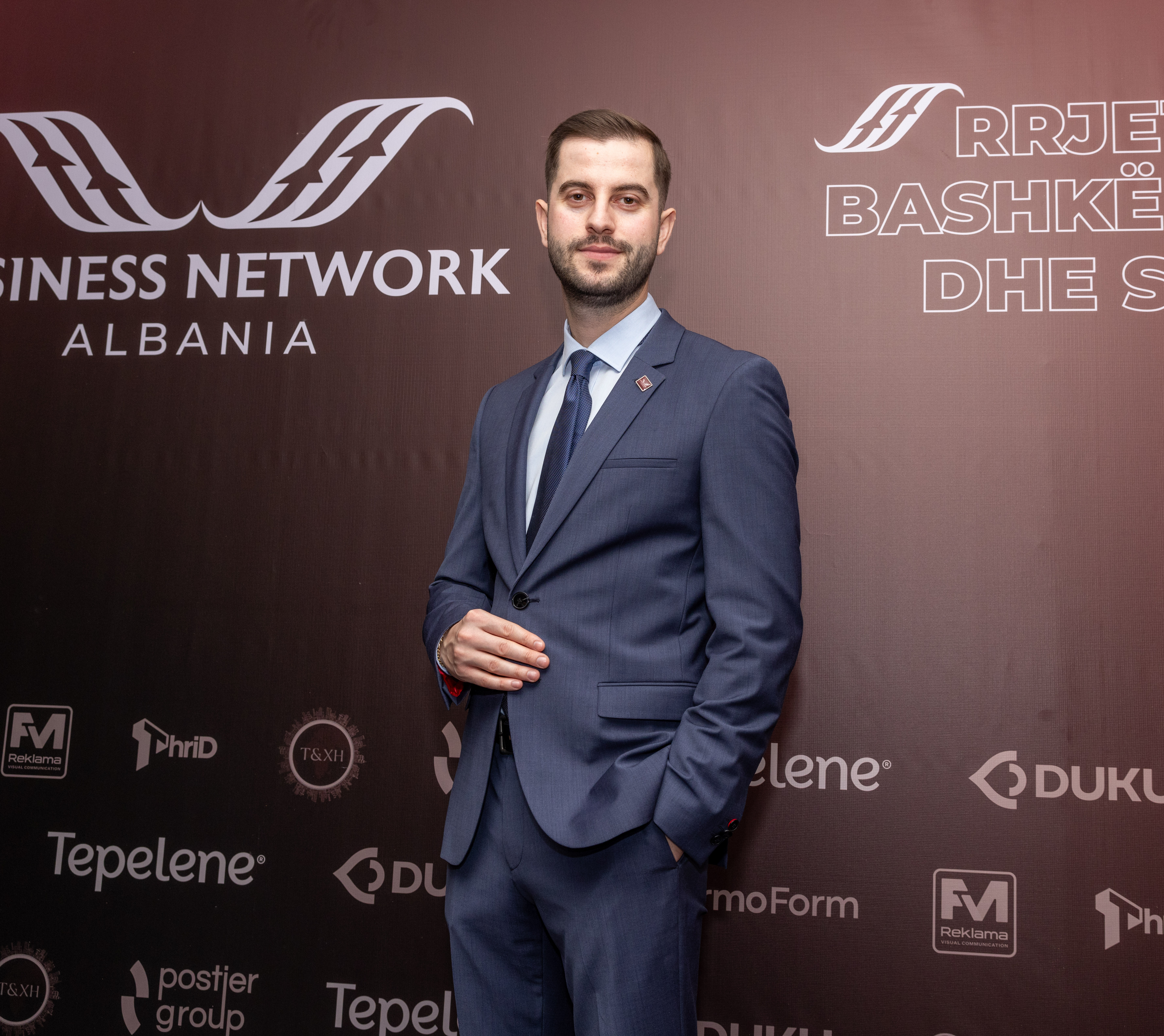 Foto e Anetarit te Bordit Aurrel Kondi