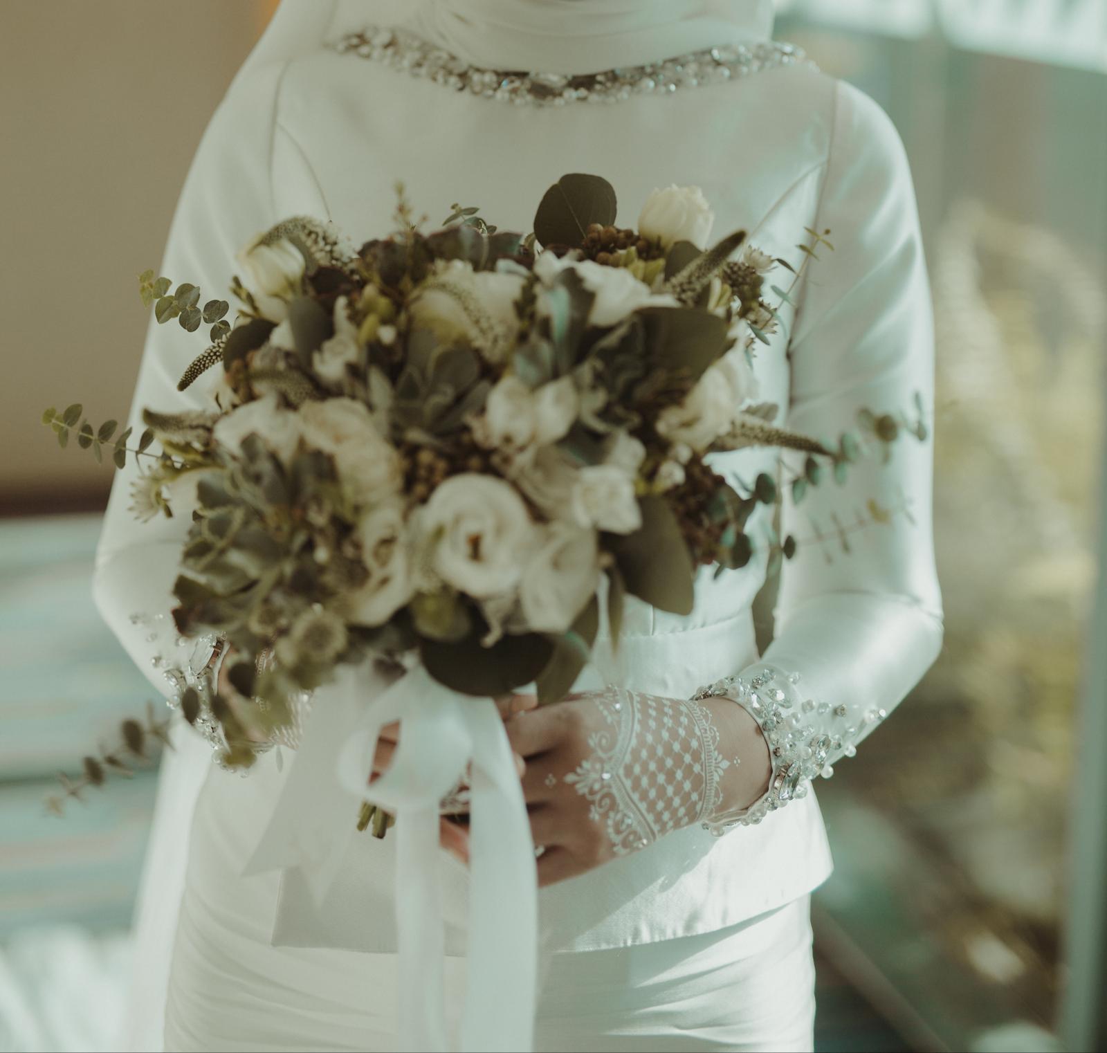 Bridal white henna in Singapore.