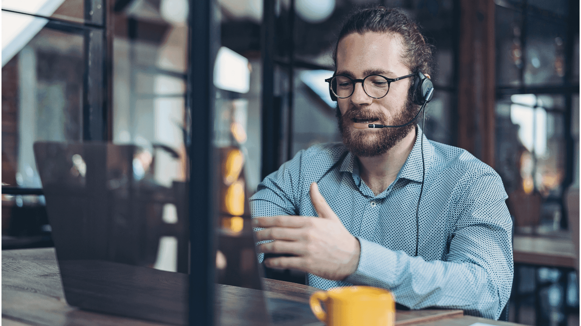 Technician remotely supporting a business laptop and Microsoft 365 account.