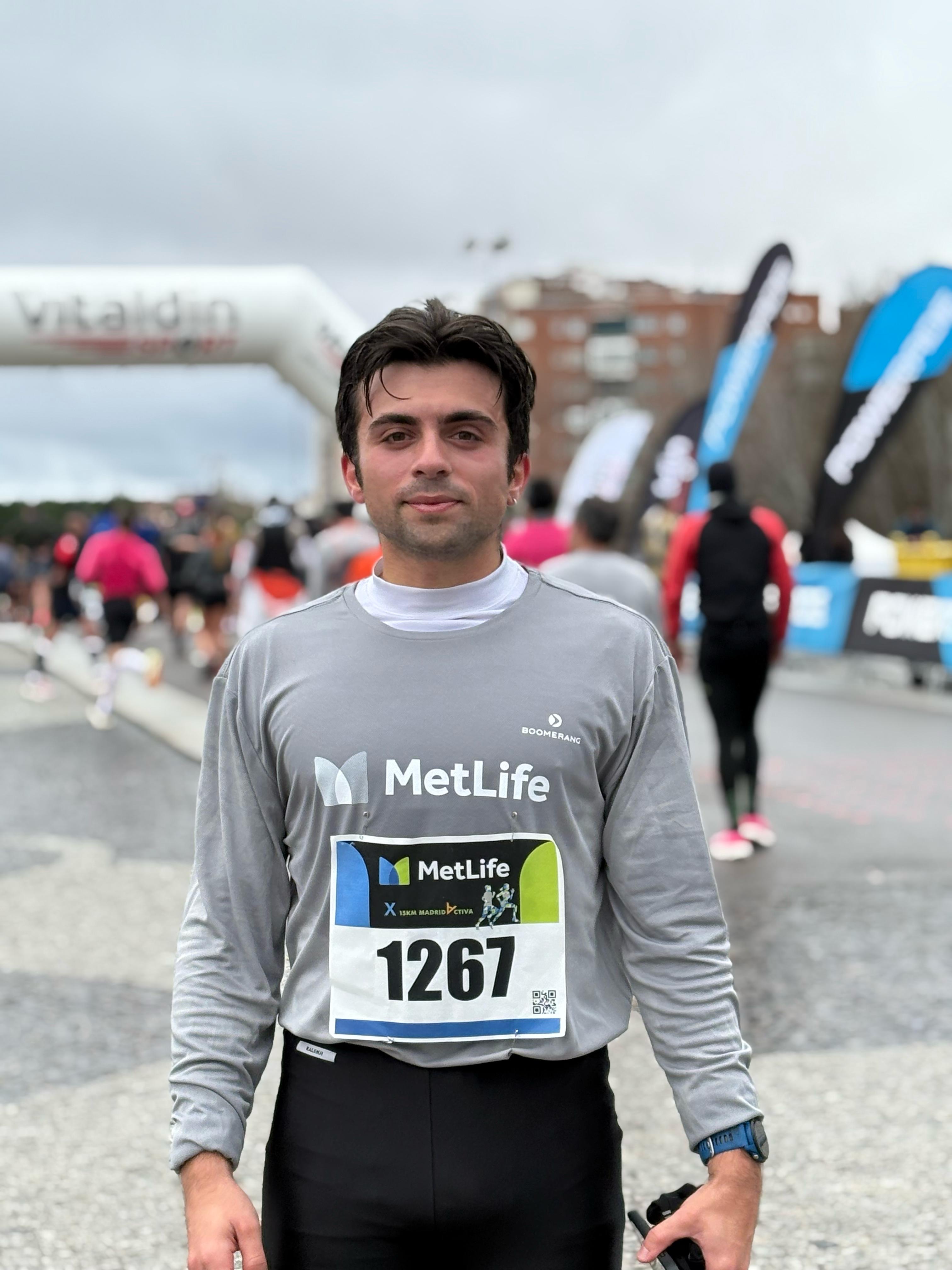 Concetrated triathlete grayscale