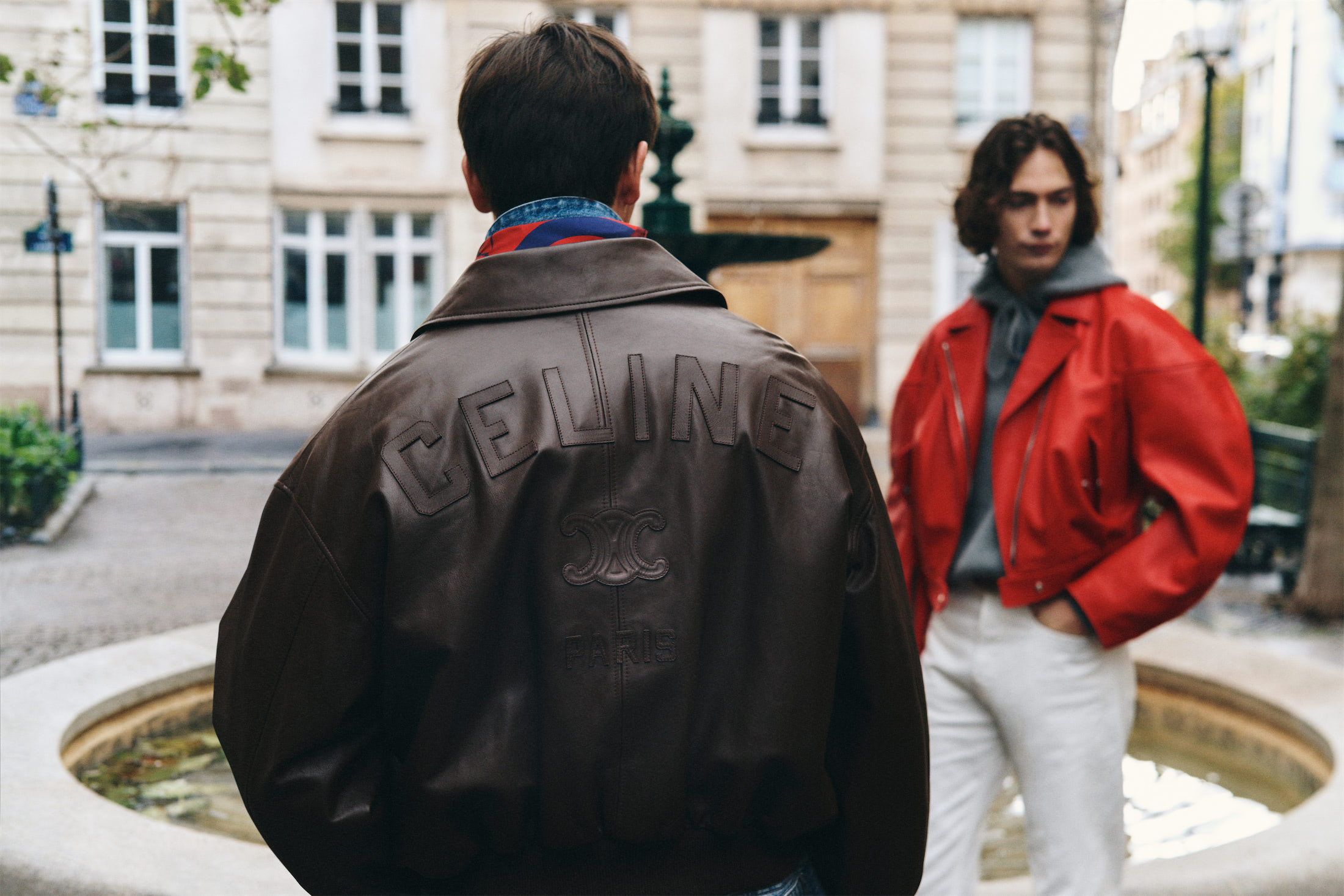 Runway trifft Realität: CELINEs Debüt bei MR PORTER