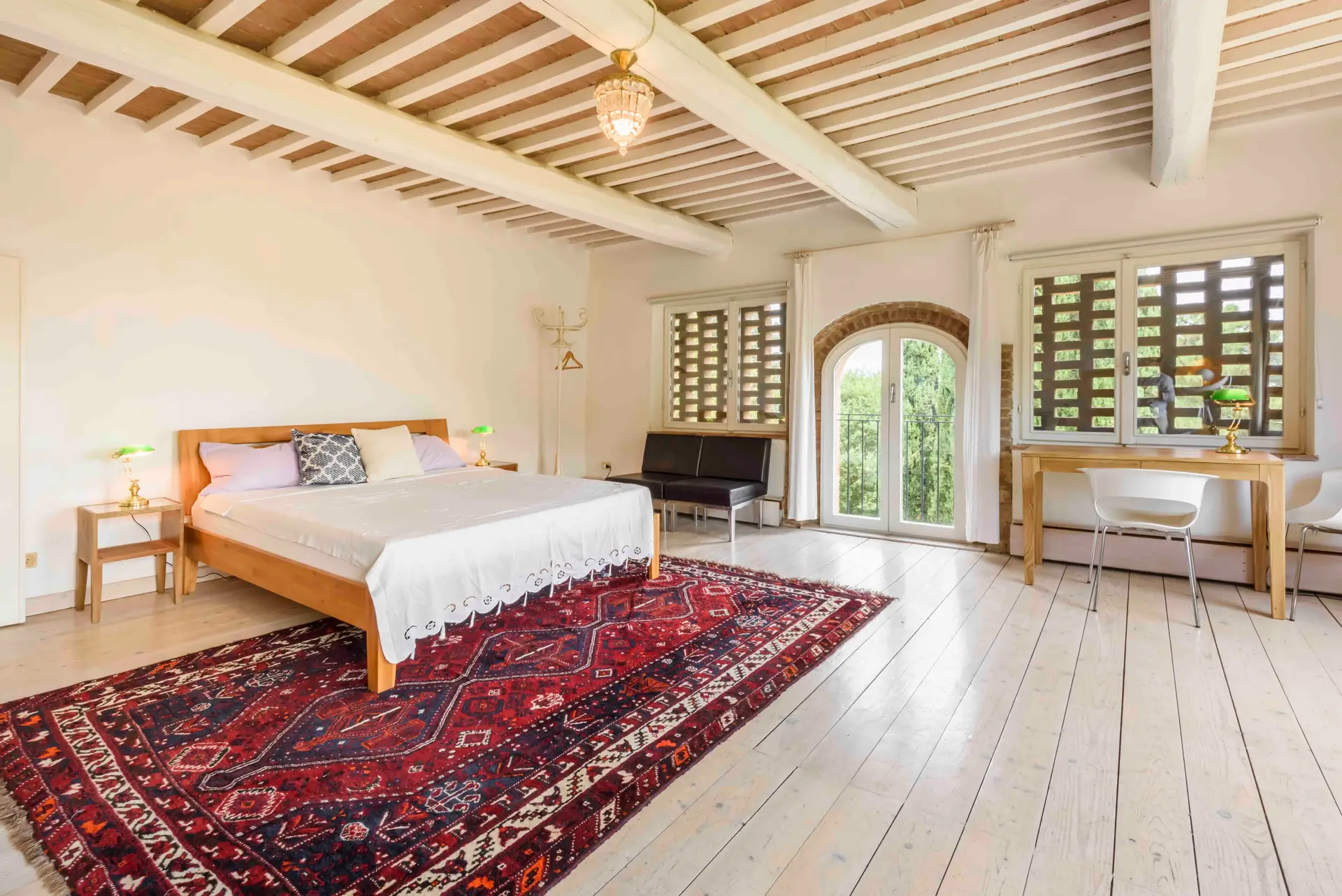 Luxury minimal chair