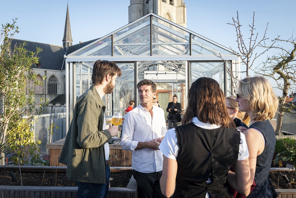 Golf course overview