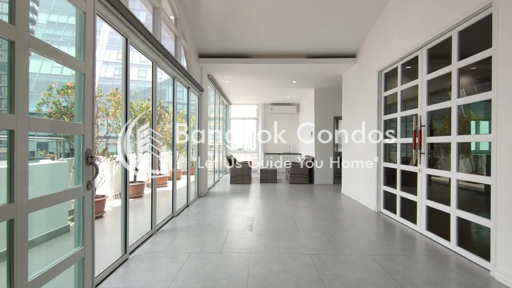 Pet Friendly 3 Bed Penthouse Thonglor PR Home II 2