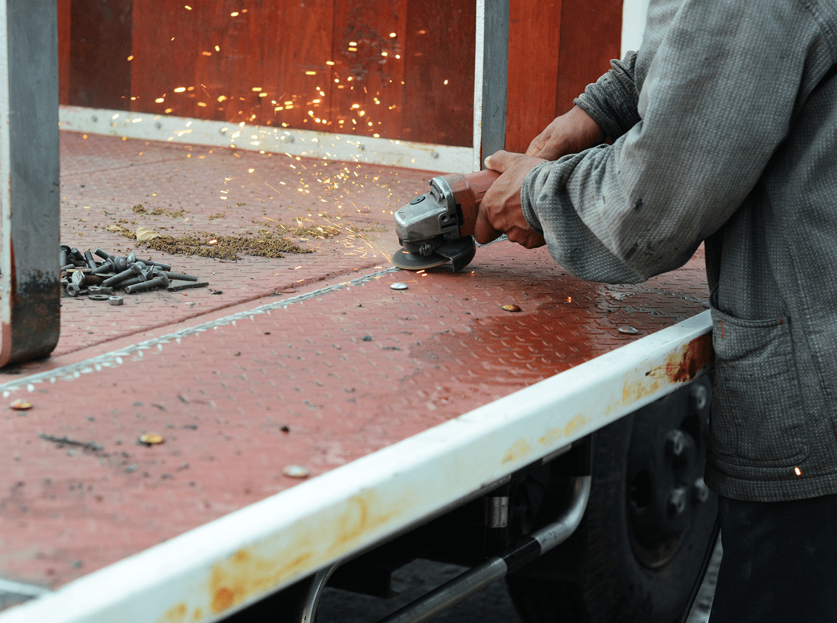 Service - old paint removal