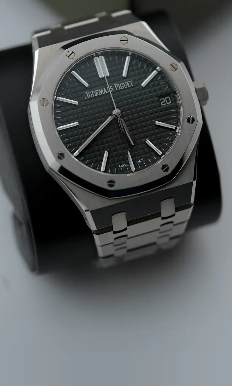 Audemars Piguet Royal Oak 15510ST with khaki green dial, valued at today’s Dubai market price