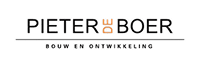 Logo Pieter de Boer Bouw en Ontwikkeling op een zwarte achtergrond.