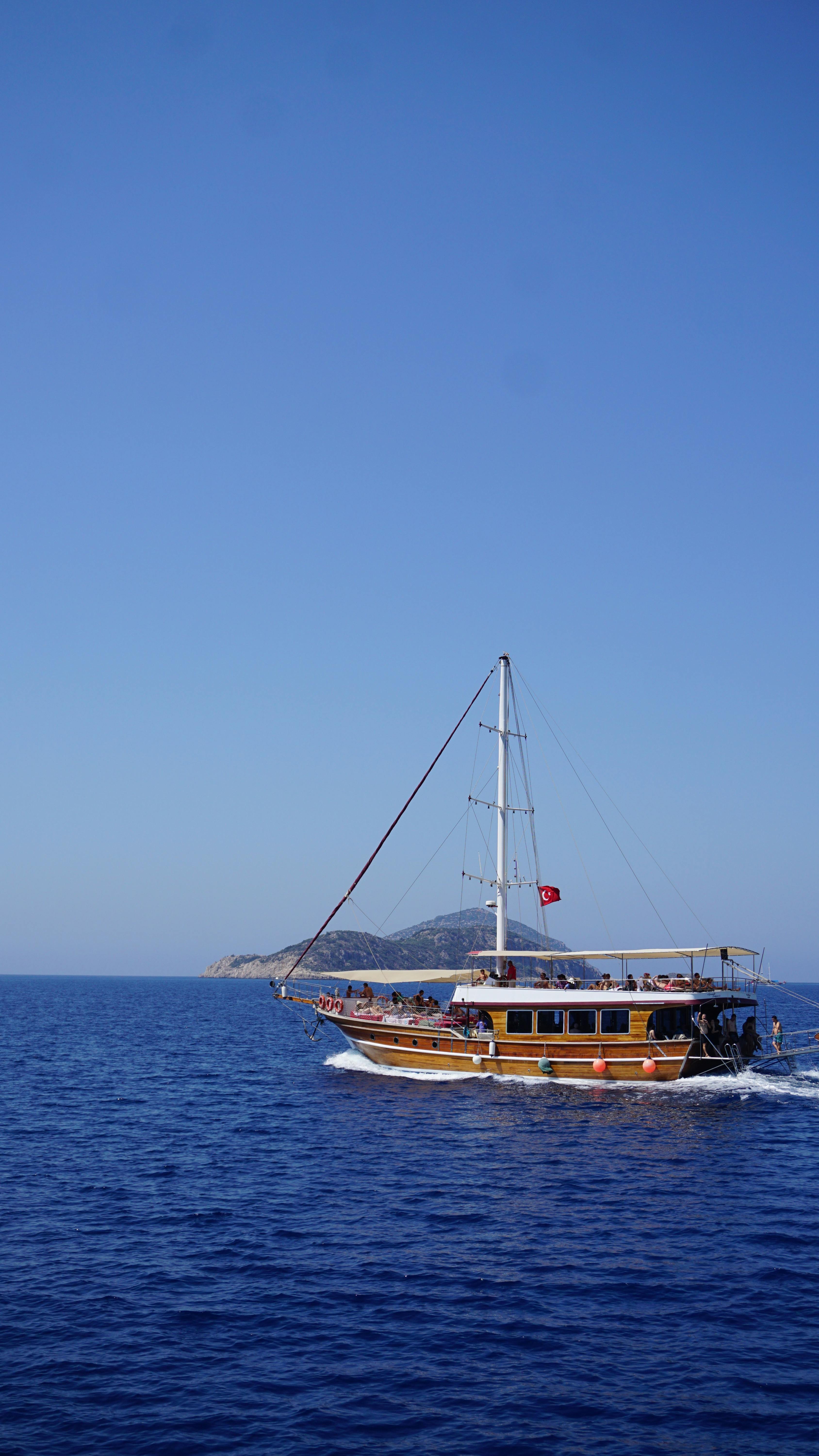 Daily boat charter operating in Fethiye under Turkish maritime law regulations