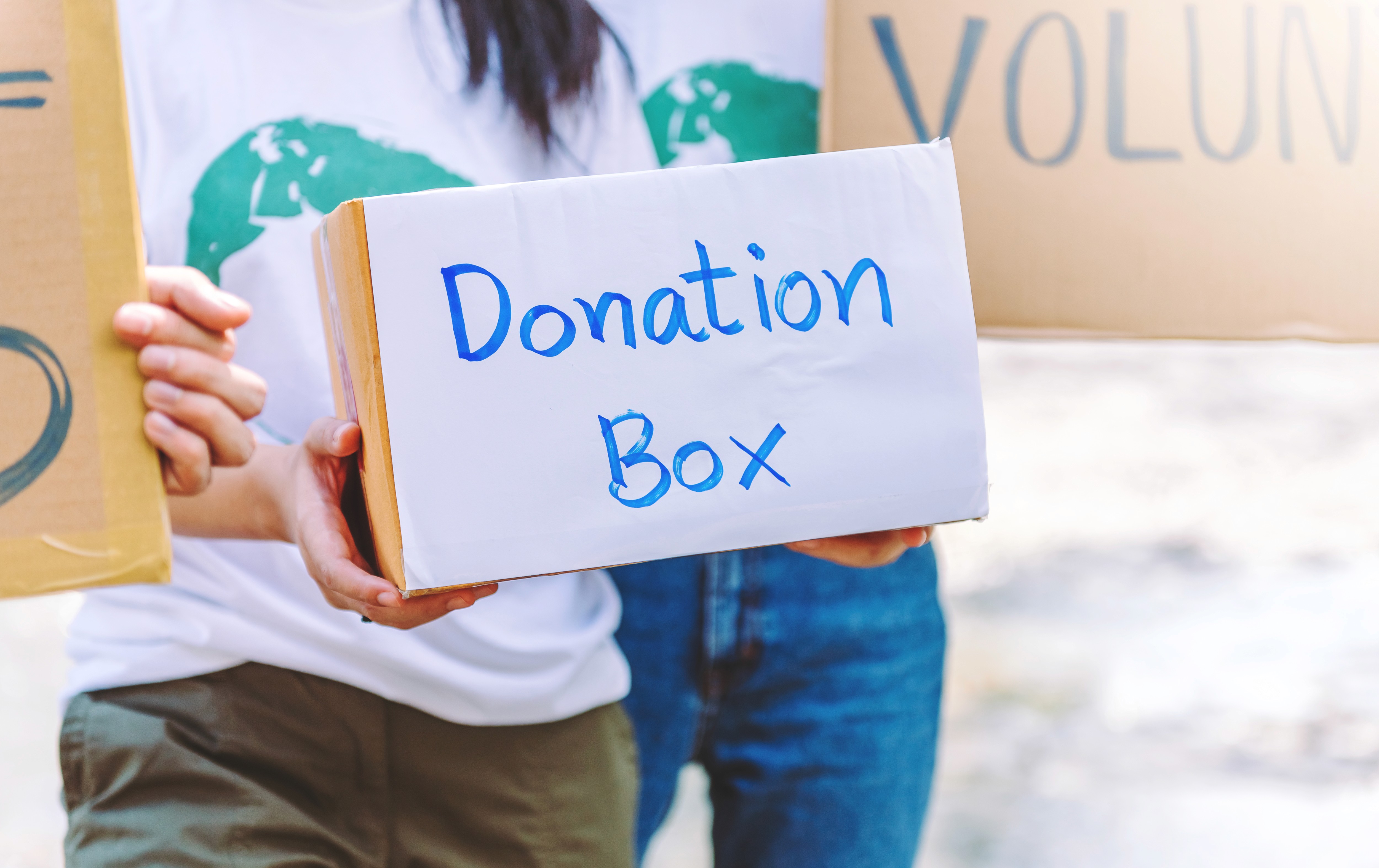  Close up on volunteer holding a speech sign for world environment day campaignearth day about pollutionecosystemenergy and gabage partystock You might also like these photos  volunteer with donation box with foodstuffs on grey background Premium volunteers with donation box with foodstuffs on grey background Premium cropped image of female volunteer holding cardboard box of donated clothes and groceries Premium a woman in a gray sweater holds a blue sheet of paper with the inscription donation help and Premium volunteer teengirl preparing donation boxes for people Premium  ngo social work eco energy environmental protection conservation community environment pollution ecosystem recycle eco community support donation charity diversity charity donation garbage trash organization group energy teamwork team forest group work participation group of people team working diverse people people working park collaboration mangrove activity nature  Products Spaces AI Assistant AI Image Generator AI Video Generator AI Voice Generator Stock content API iOS App Android App All Freepik tools Get started Academy Documentation Support Terms of use Privacy policy Cookies policy Cookie settings Trust center Affiliates Enterprise Company Pricing About us Careers Search trends Blog Events Magnific Slidesgo Get in touch English Copyright © 2010-2026 Freepik Company S.L.U. All rights reserved.