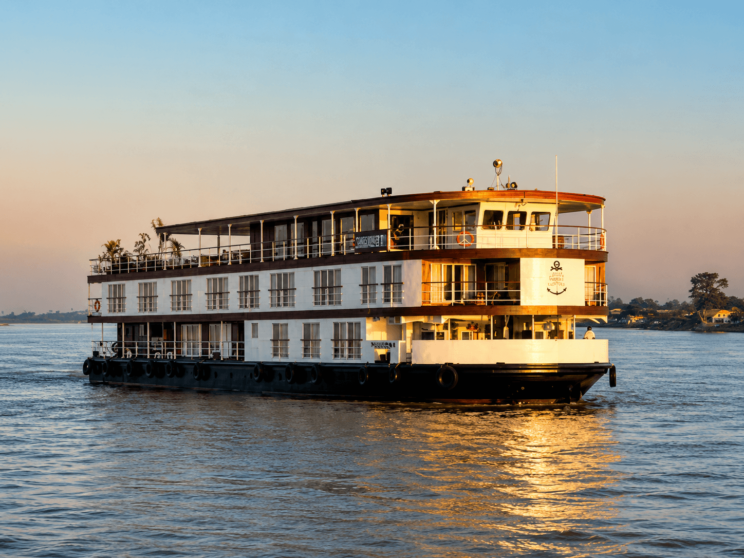 Ganges cruise