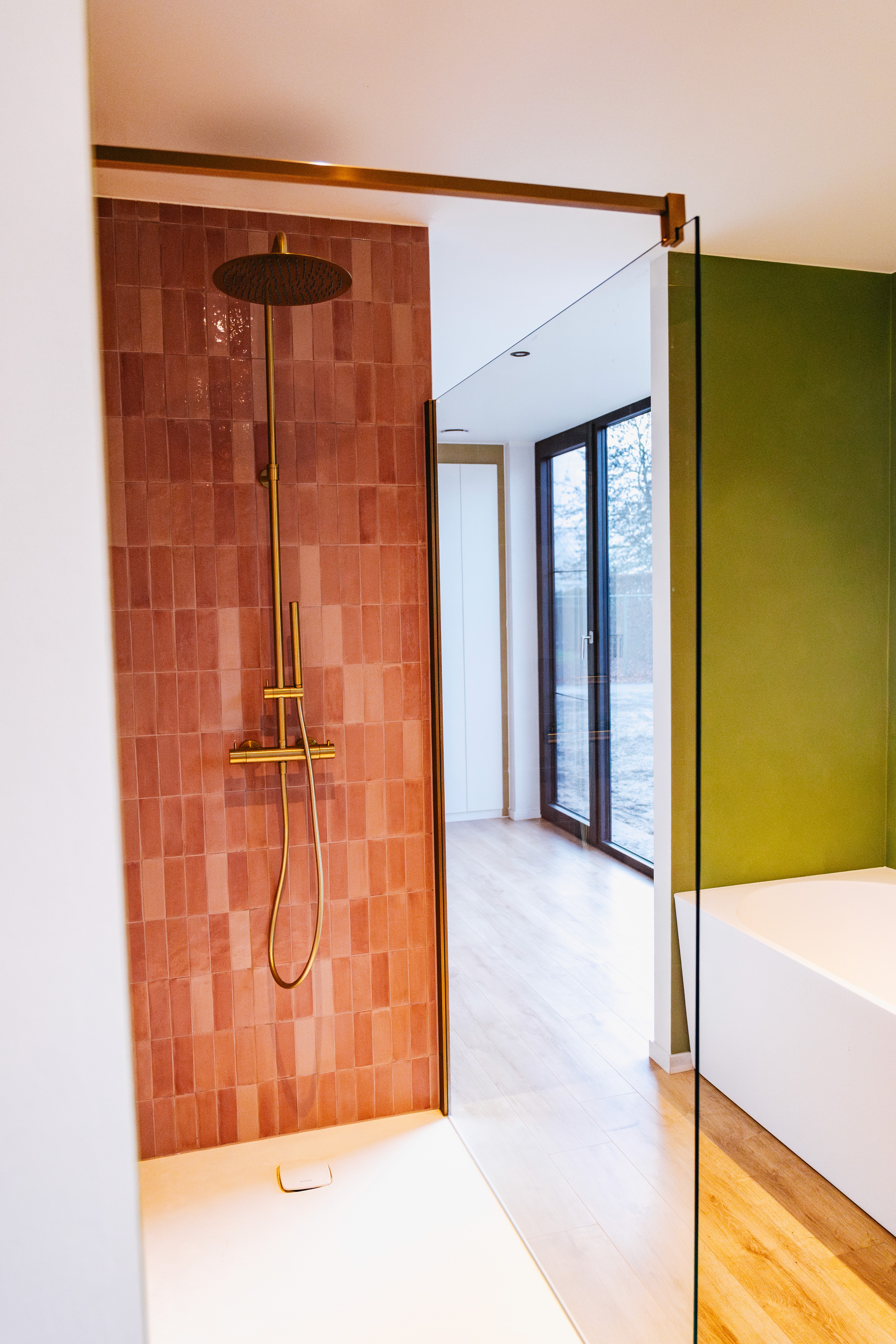 inloopdouche in woning gebouwd door hubley voor klant Nette De Mol