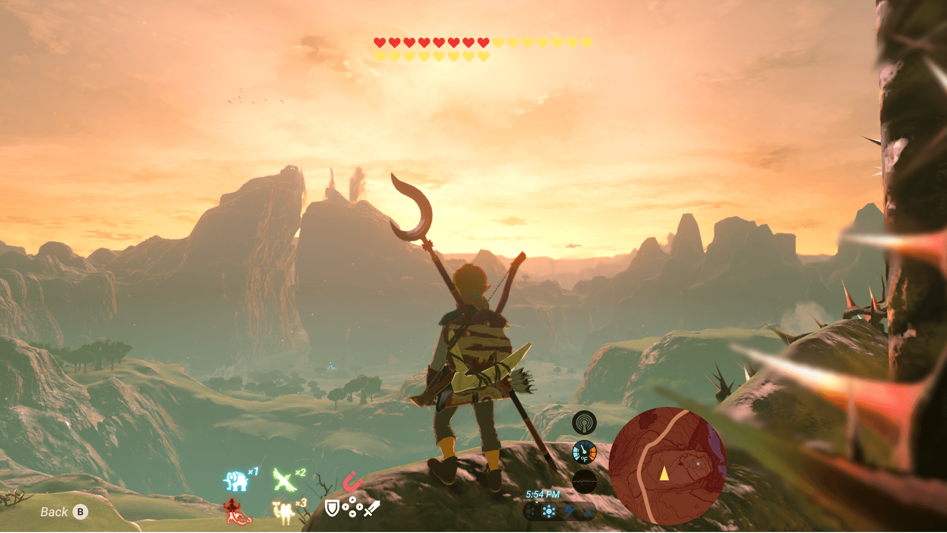 An alternate view for a heads up display in the Lengend of Zelda Breath of the Wild that moves HUD elements to the center of the screen instead of the edges.