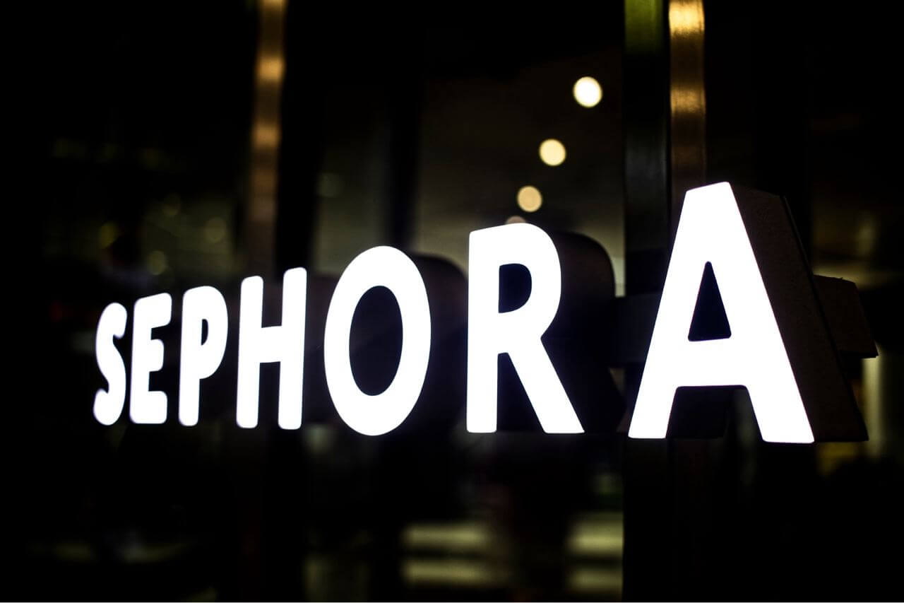 Elegantní světelné logo Sephora s vysokou svítivostí