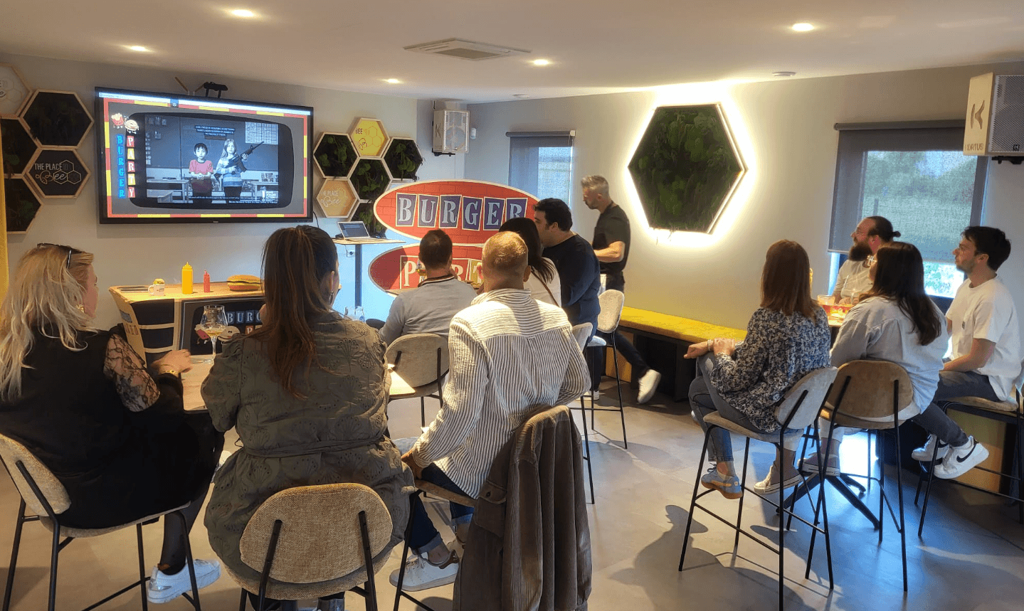 animation entreprise the place to bee