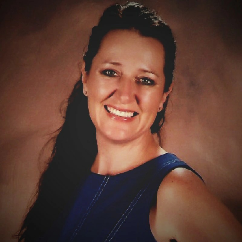 Nicole Azzaro, AR Manager