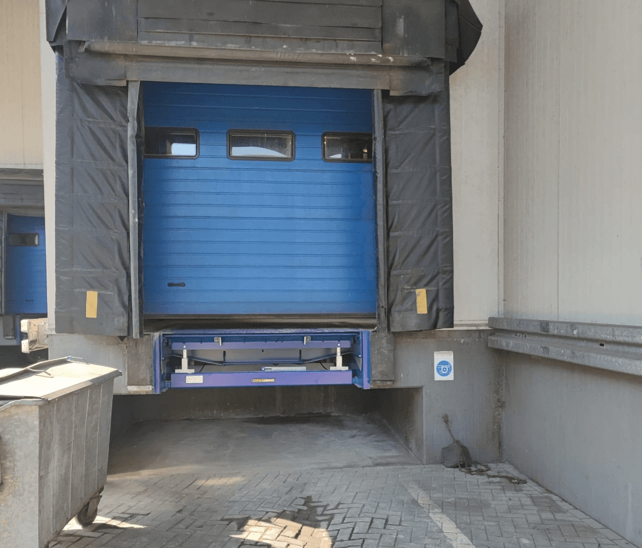 Industriedeuren - Dugreja Putten