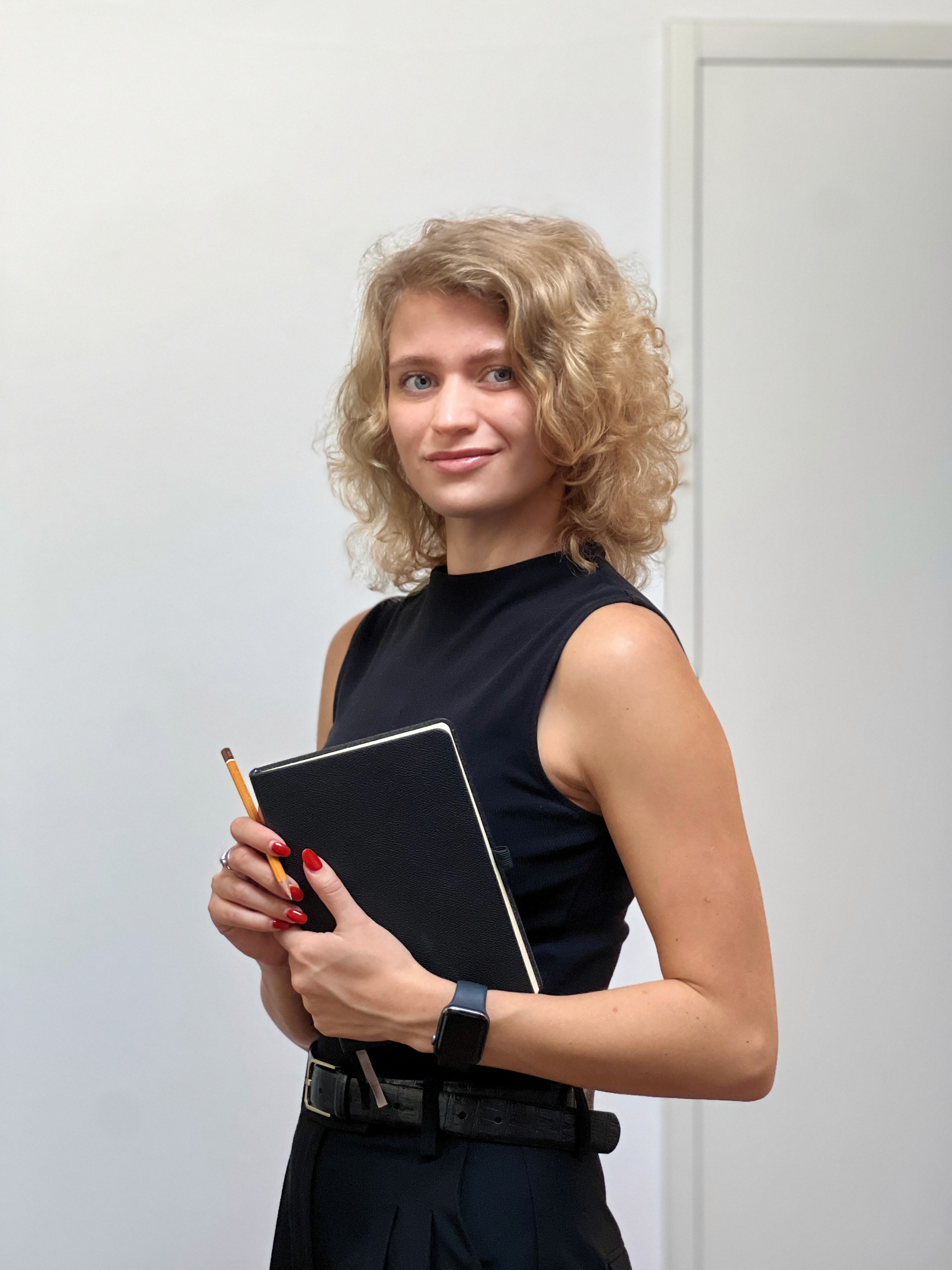 Woman with color palette