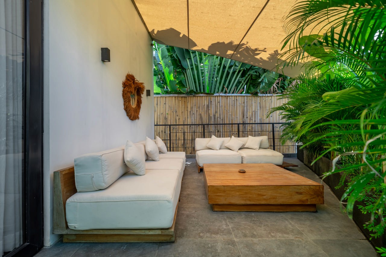 3-bedroom villa in Batu Bolong, Canggu 350 m from the beach