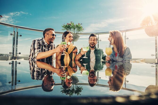 Get fantastic rooftop views with a drink at Bar Elba