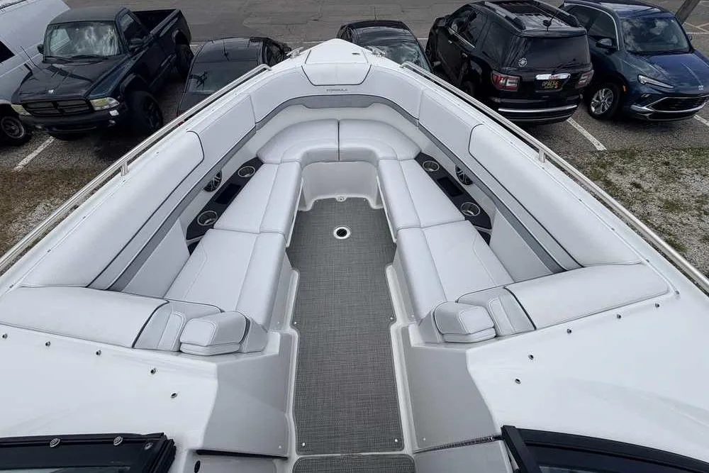 Boat photo 1
