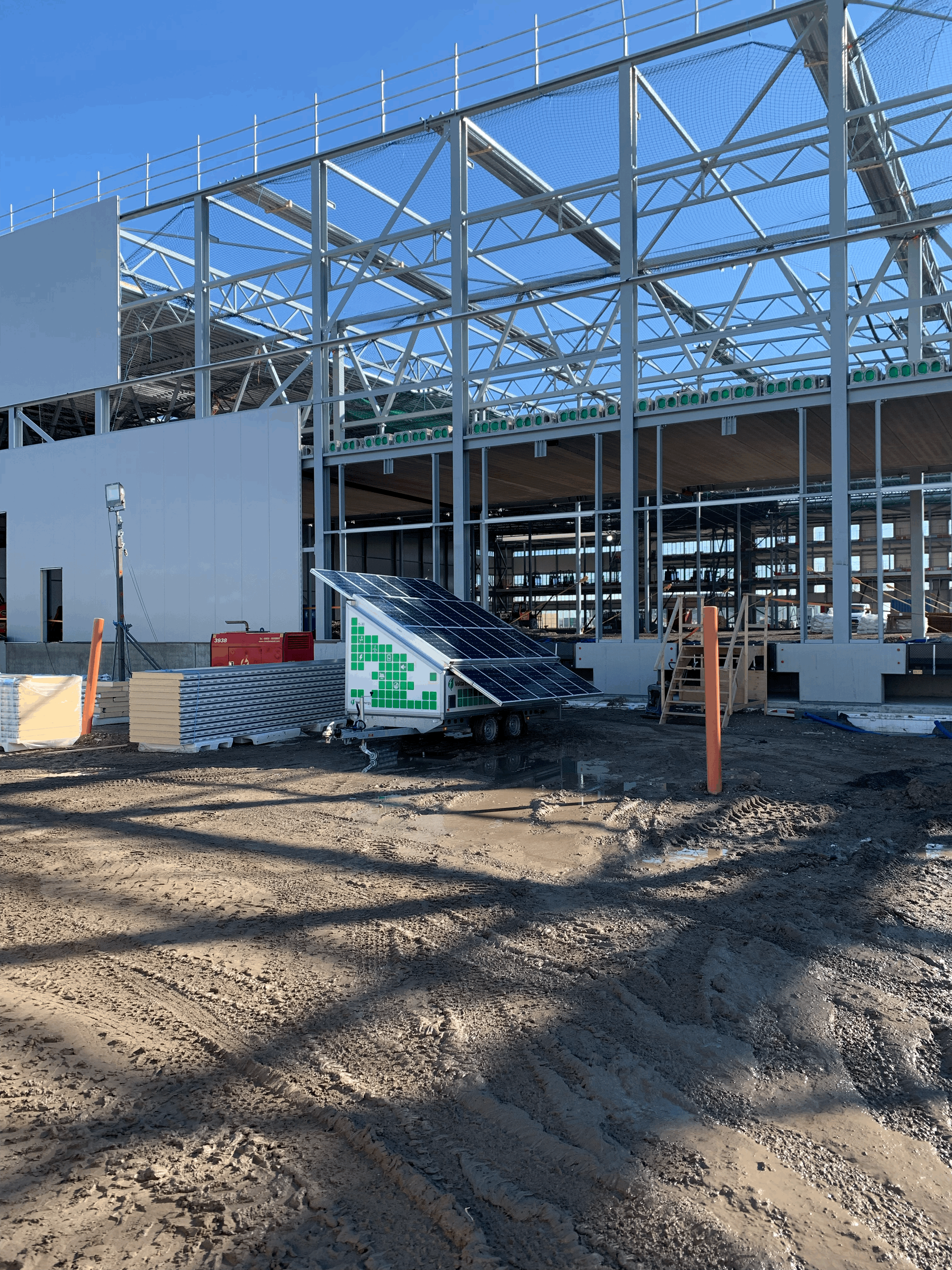 Solar generator at a construction site