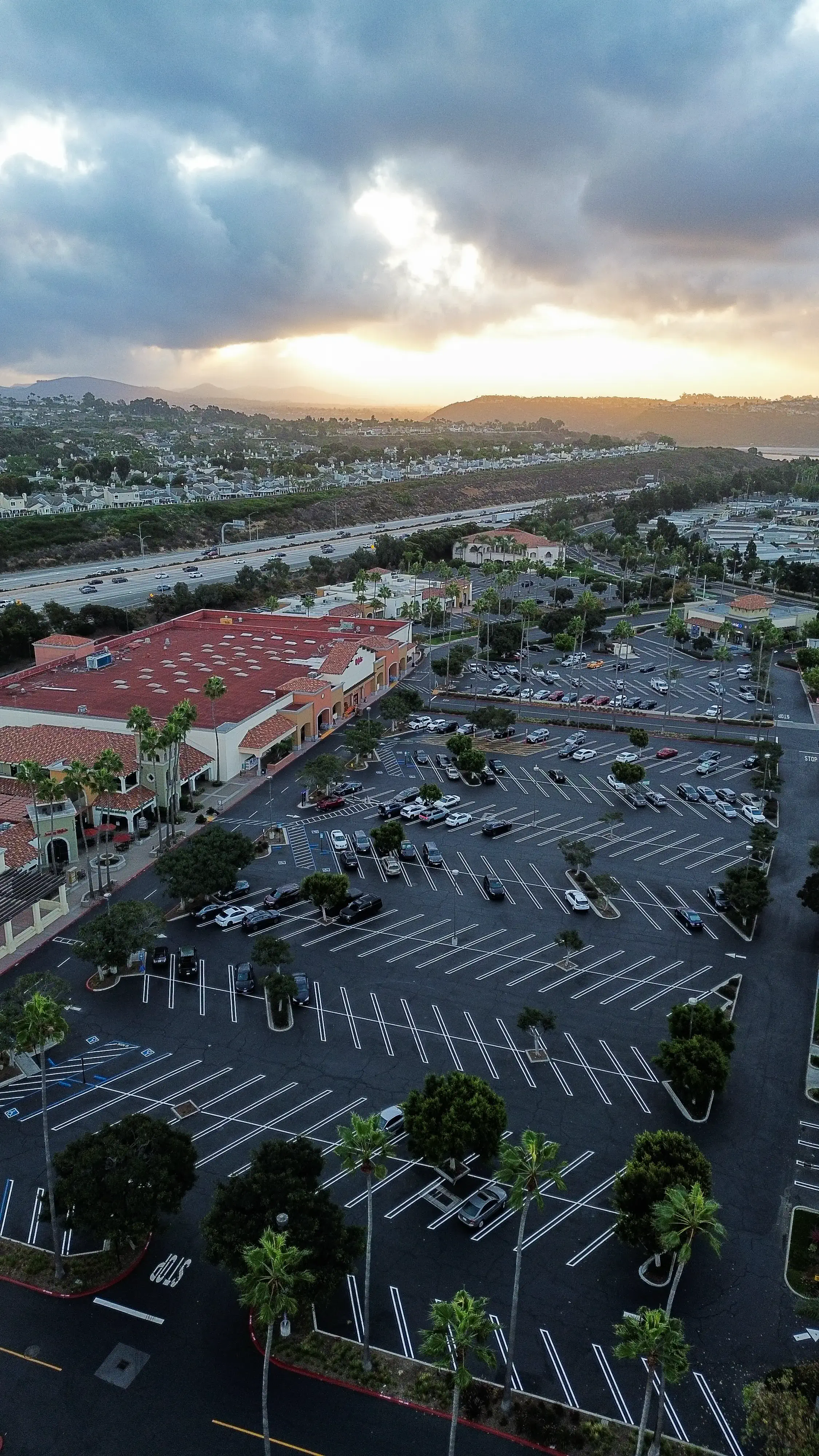 shopping center asphalt paving project