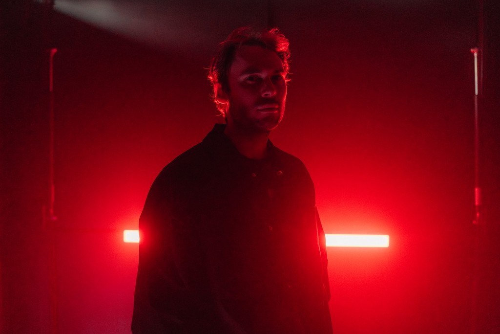 Professional using digital tools, representing accessibility services for inclusive products.