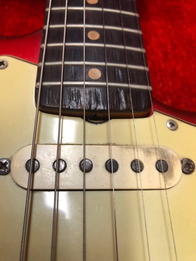 Gibson Serial Number Lookup: Complete Dating Guide & Decoder [2025]