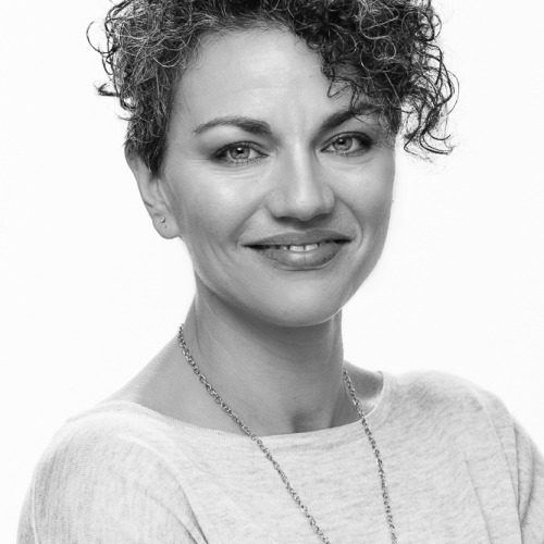 Zvia Dem, the Academic Coordinator at Lauder Business School