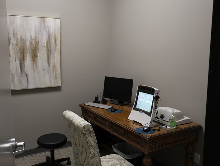 Sound Relief Scottsdale Working table