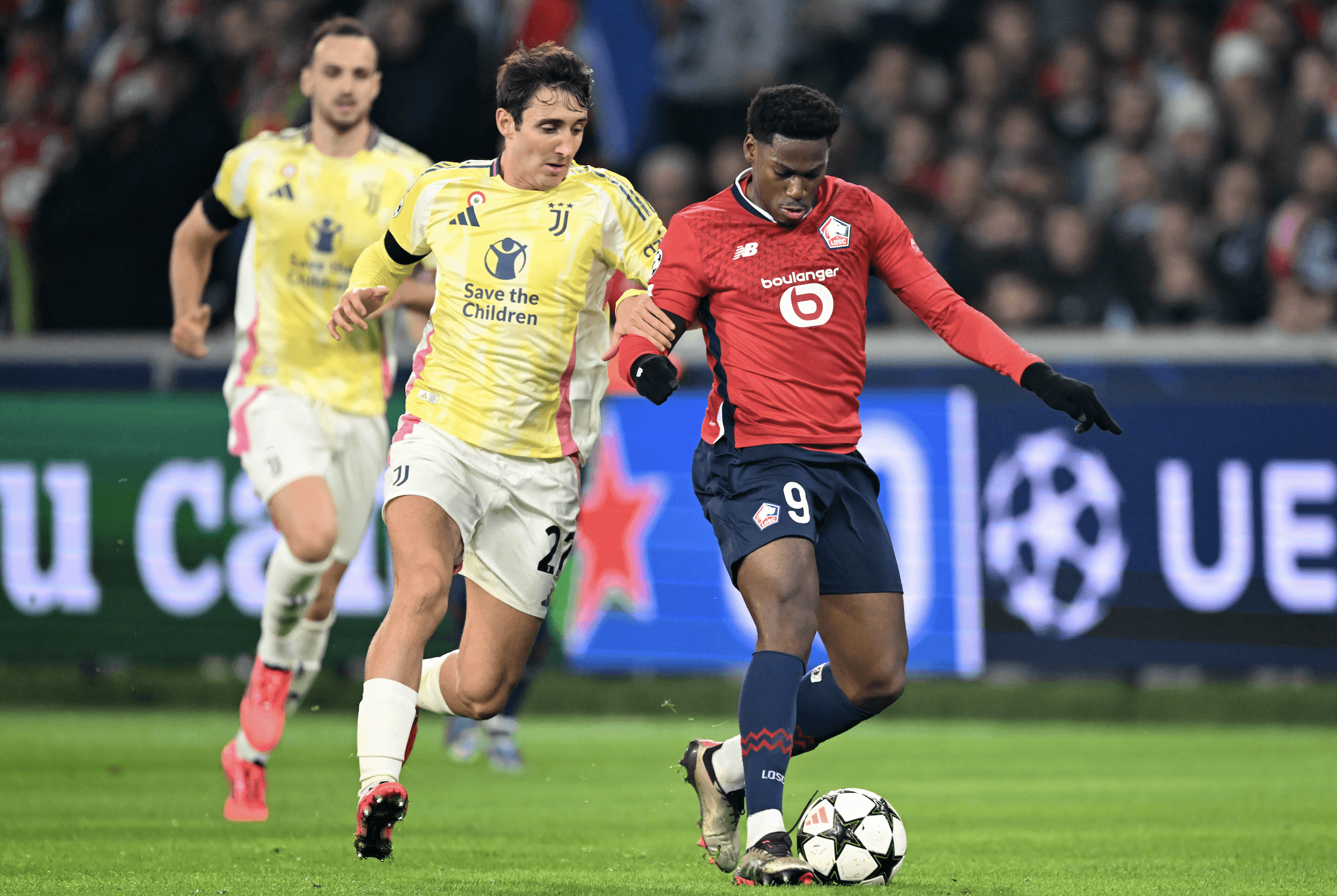 Джонатан Дейвид срещу Юве в последната ШЛ