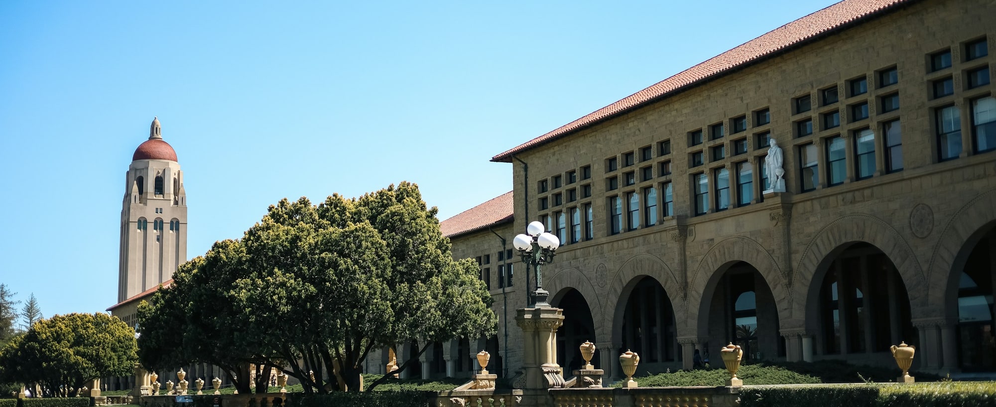 Hoover Tower and the Main Quad at Stanford University