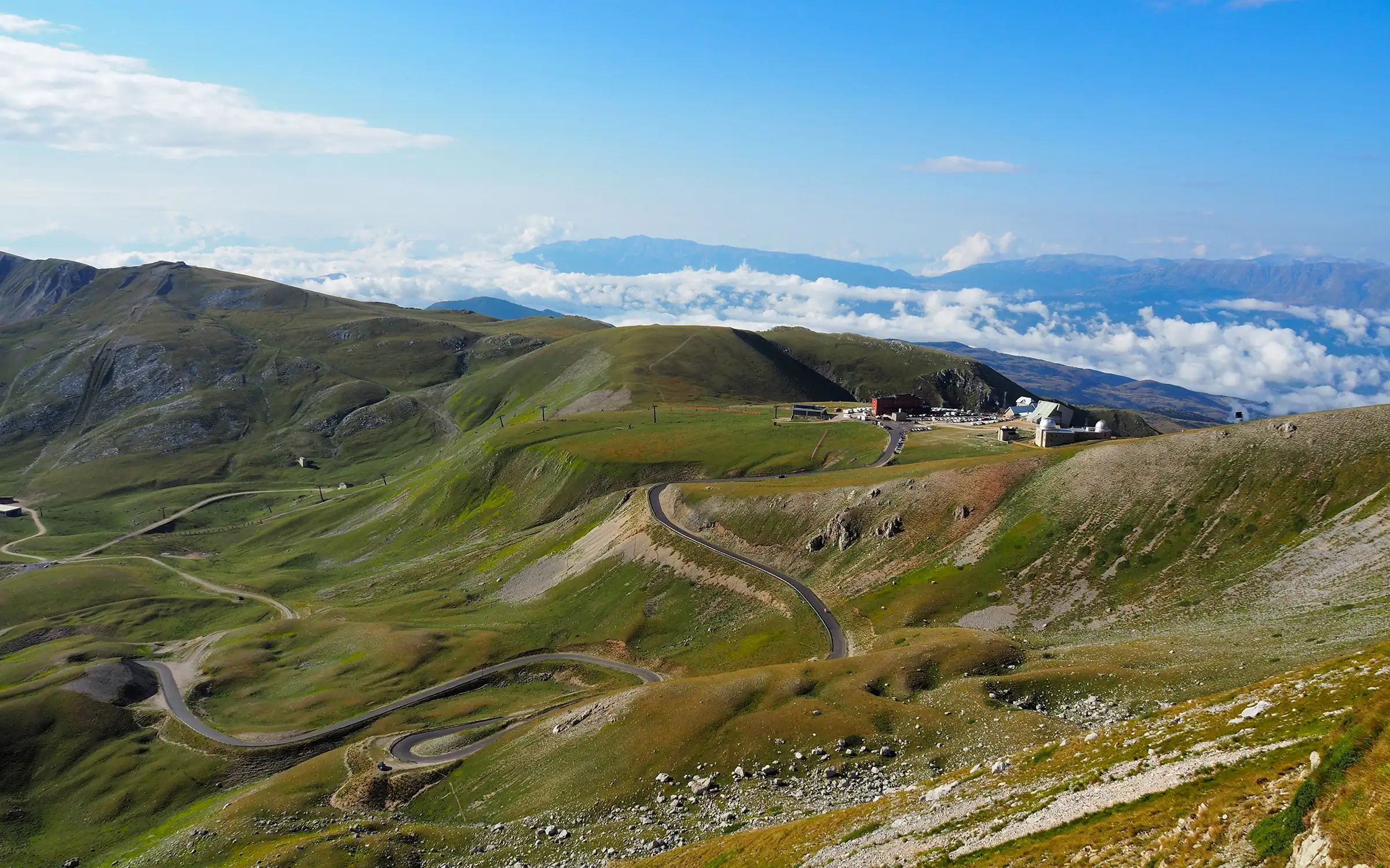 Campo Imperatore fra luften – Abruzzo | Expa Travel