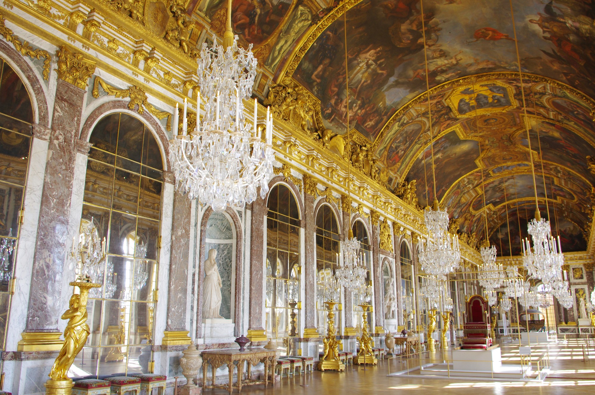 Ferris Wheel near body of water