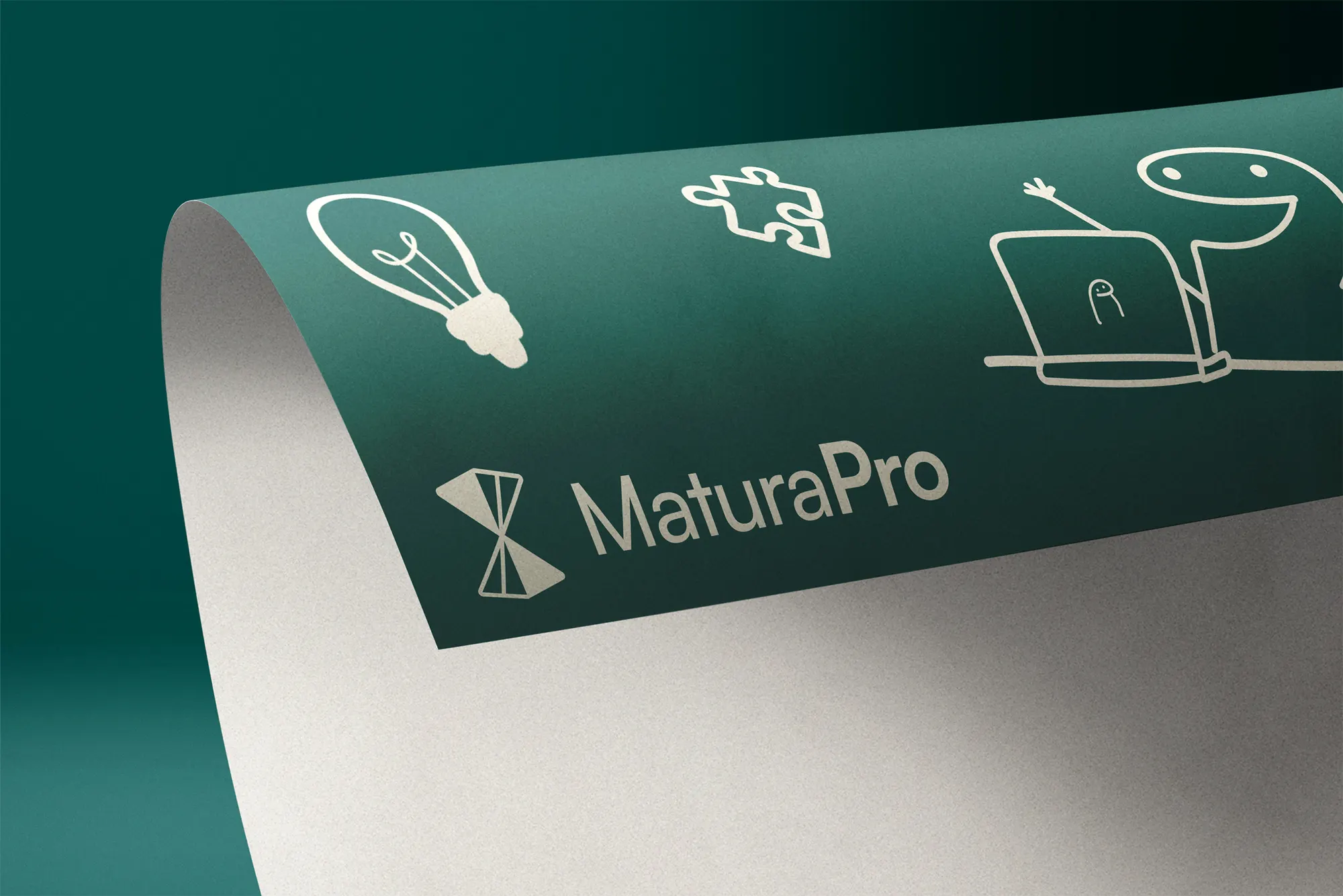 Ein Bild von einem gebogenen Papier mit dem Logo von MaturaPro und weiteren Illustrationen auf einem dunkelgrünen Hintergrund.